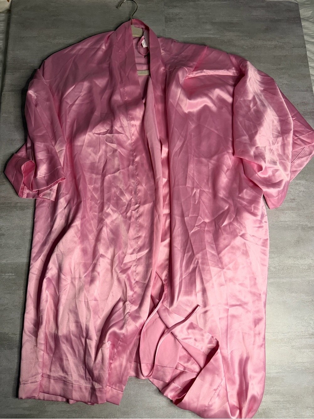 Victoria's Secret Pink Satin Short Kimono Robe
